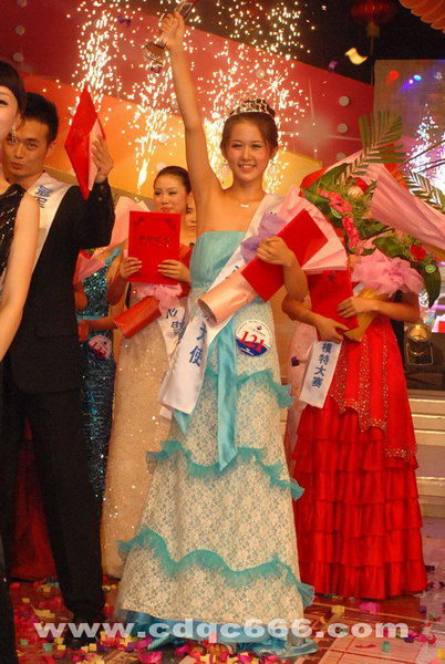 2009˿·й£ģشСŮǰ׷