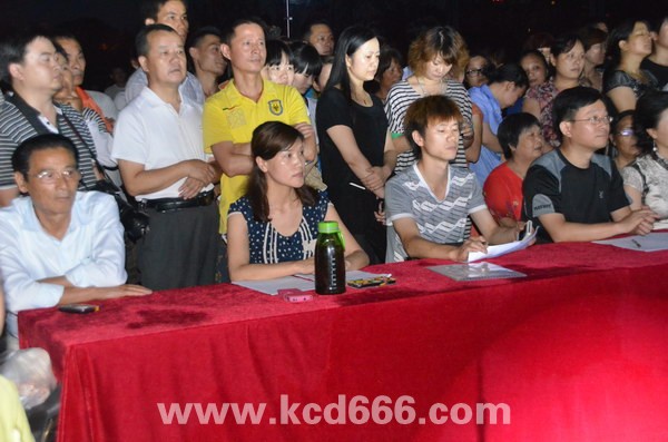 2013新丝路模特大赛常德赛区海选揭幕