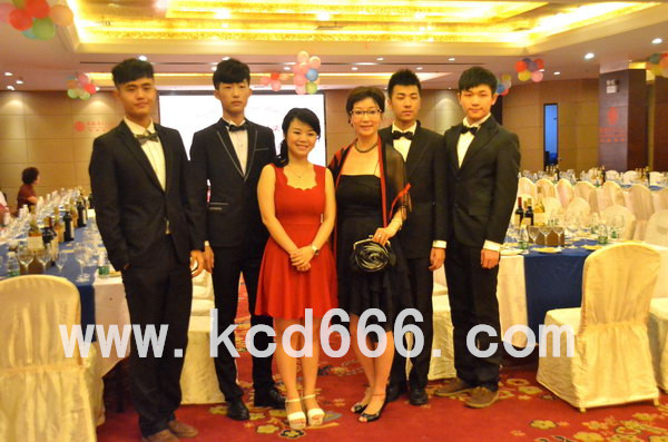 博美(杨氏)美容OKAJI红酒中秋品尝会礼仪服务