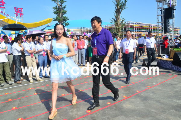 常德欢乐水世界开园礼仪服务