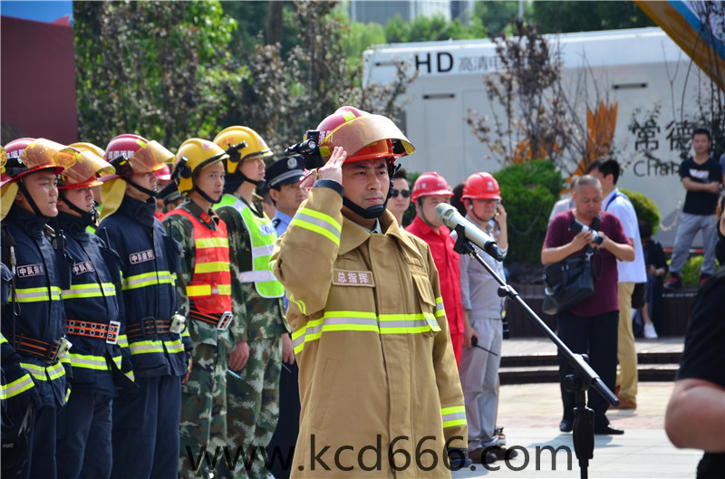 常德市万达广场火灾疏散应急演练